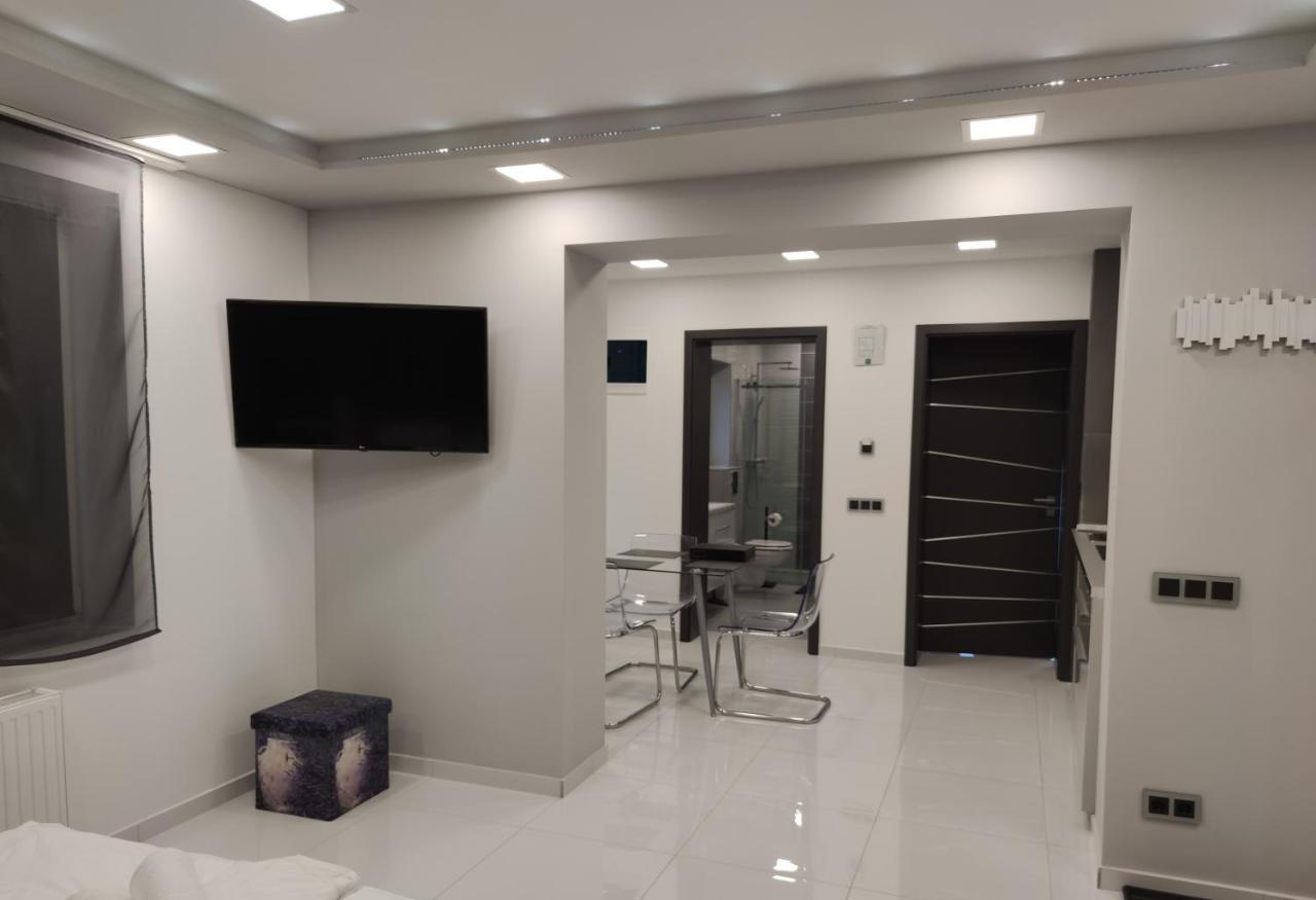 Aqua Solar Apartmanhaz Miskolc Ngoại thất bức ảnh